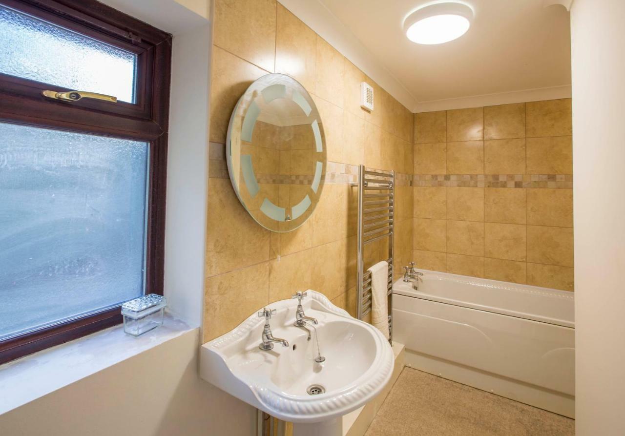 Tregib Mill Cottage Ffair-fach Bagian luar foto